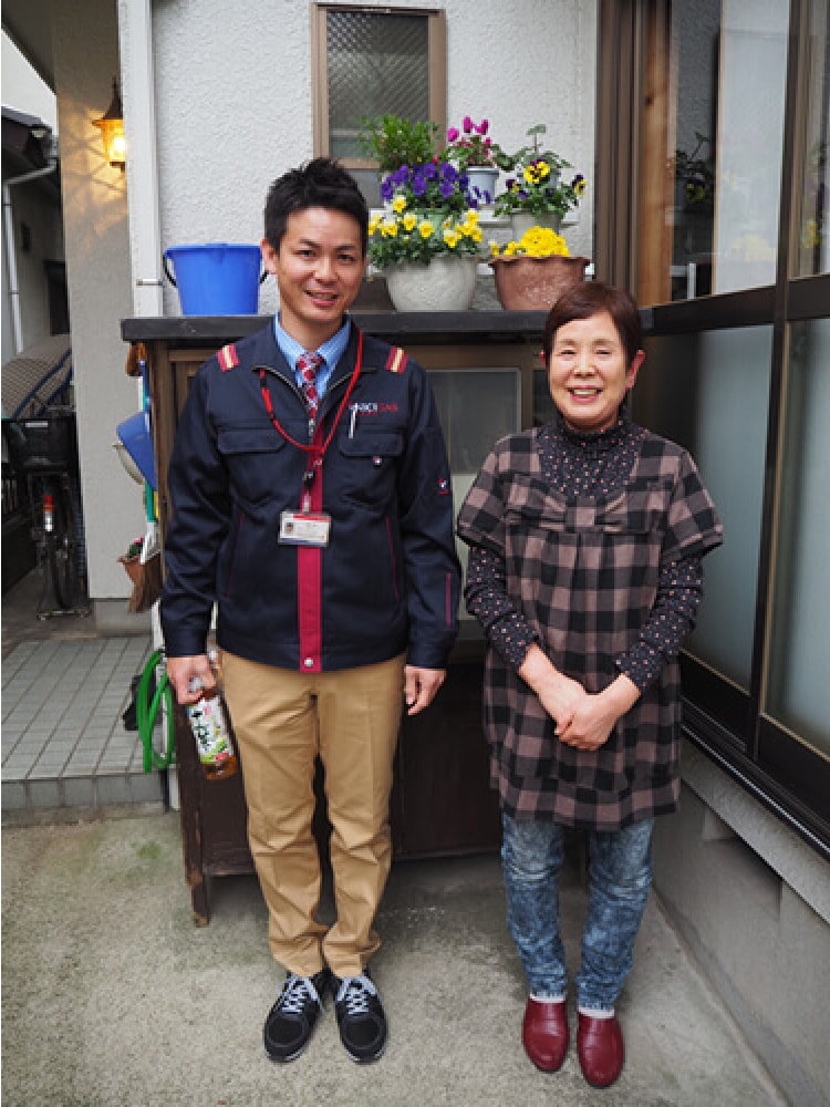 担当者とお客さまの写真 2